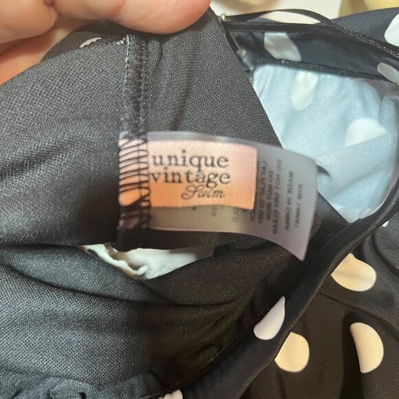 Unique Vintage Swim Off Shoulder Polka Dot Ruffle Bikini Top Size Large - Picture 7 of 8